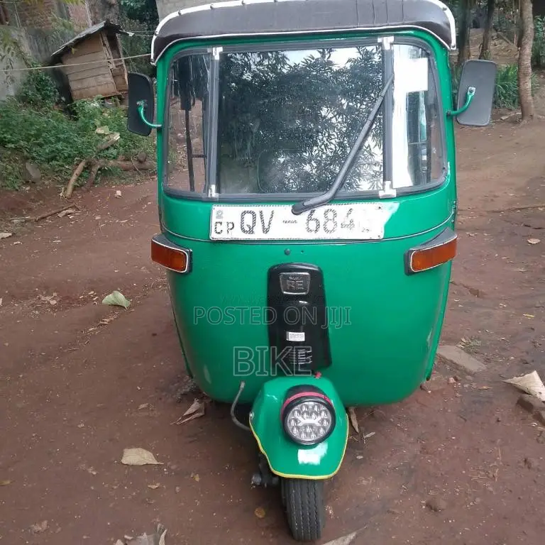 Bajaj 4 Stroke 2009 Three Wheel (Used)