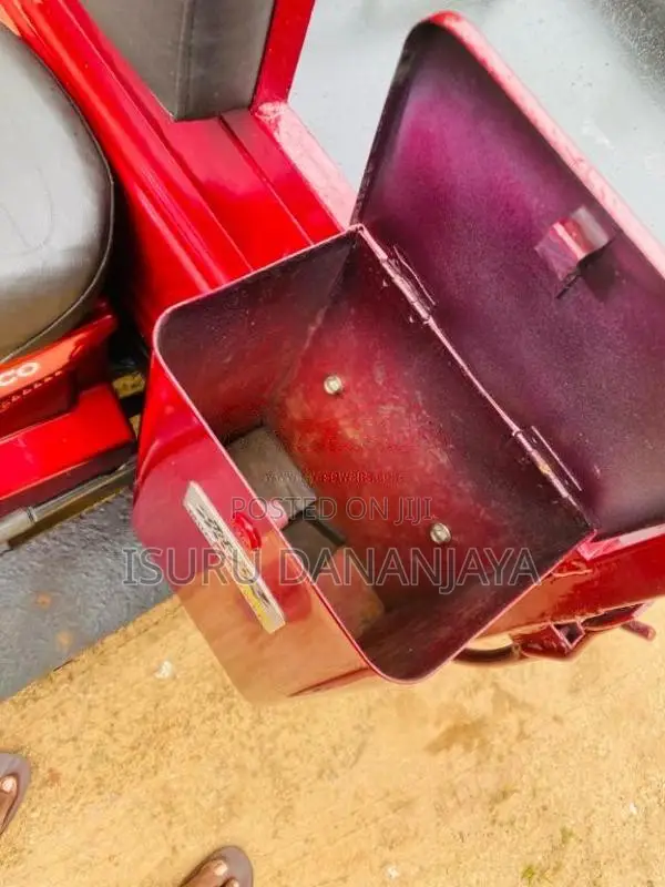 Daido Cargo 2012 Three Wheel (Used)