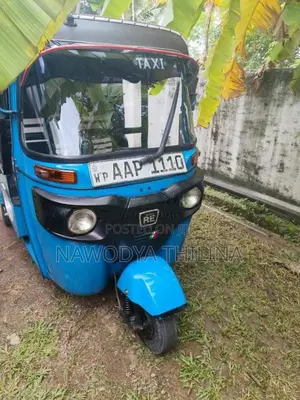 Bajaj RE 2014 Three Wheel (Used)