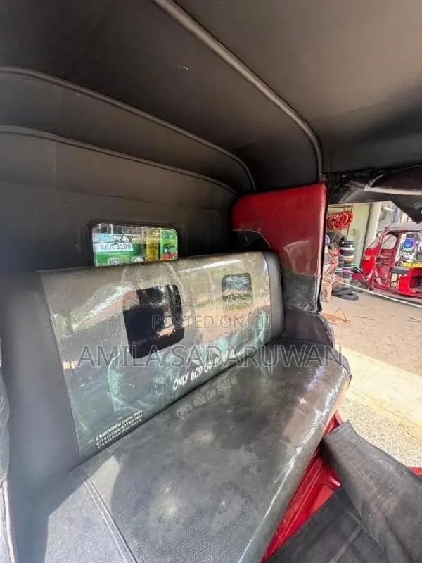 Bajaj RE 2010 Three Wheel (Used)