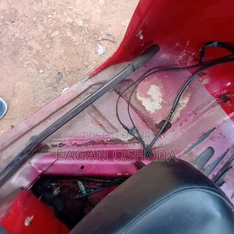 Bajaj 4 stroke 2012 Three Wheel (Used)