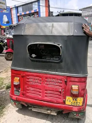 Bajaj RE 2011 Three Wheel (Used)