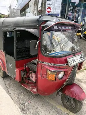 Bajaj RE 2011 Three Wheel (Used)