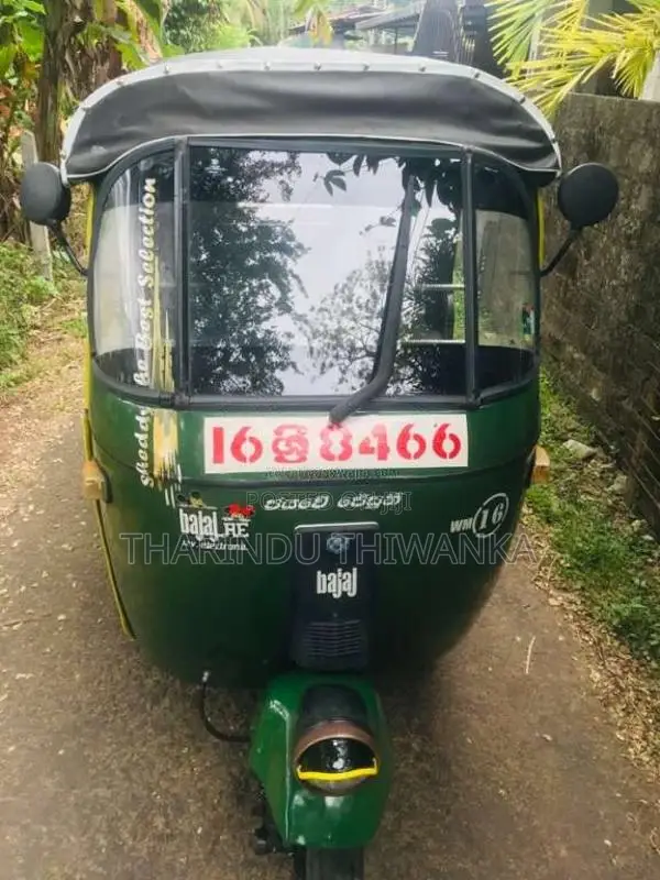 Bajaj 2 Stroke 1992 Three Wheel (Used)
