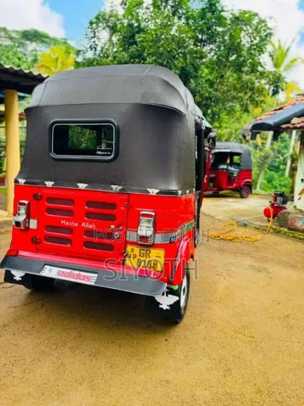 Bajaj RE 1980 Three Wheel (Used)