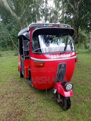 Bajaj 2 stroke 2000 Three Wheel (Used)