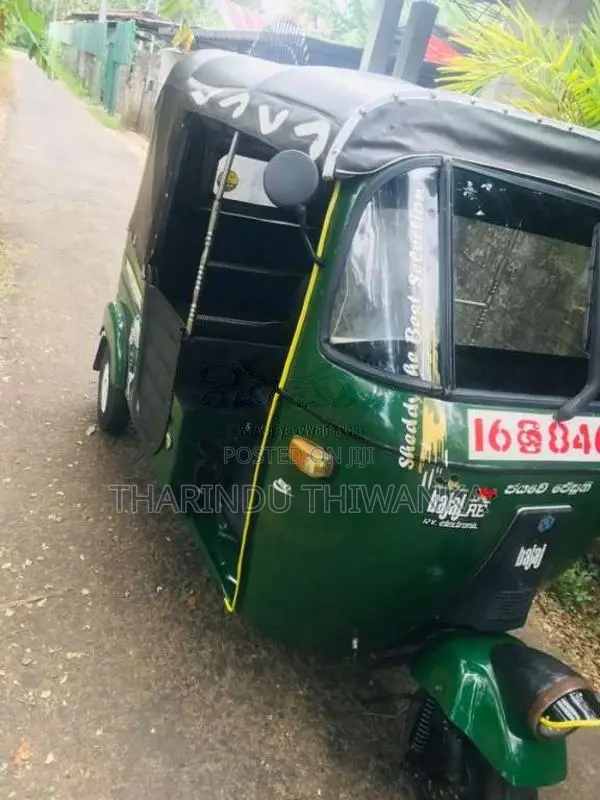 Bajaj 2 Stroke 1992 Three Wheel (Used)