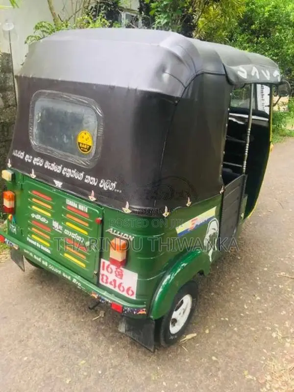 Bajaj 2 Stroke 1992 Three Wheel (Used)