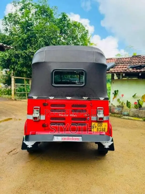 Bajaj RE 1980 Three Wheel (Used)