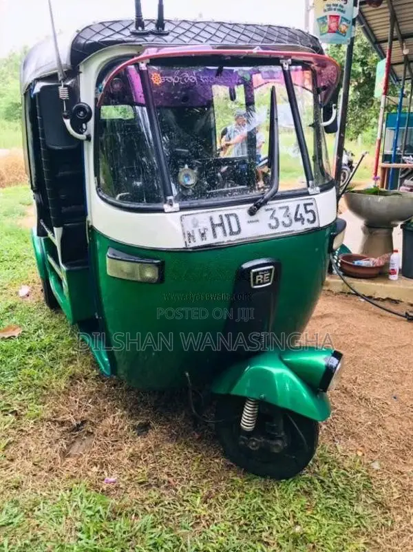 Bajaj 2 Stroke 2004 Three Wheel (Used)