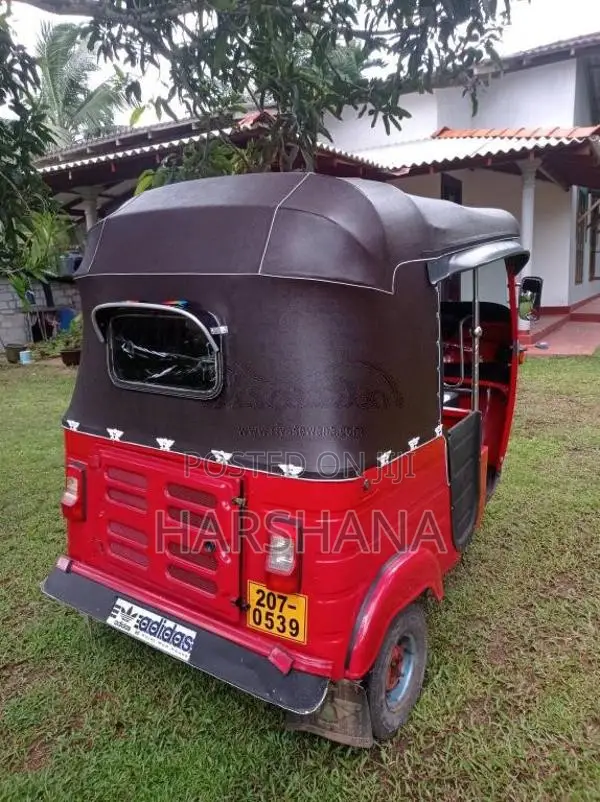Bajaj 2 stroke 2000 Three Wheel (Used)