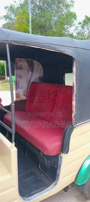 Bajaj 2 Stroke 1994 Three Wheel (Used)