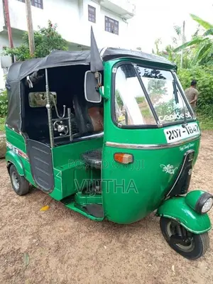 Bajaj RE 2000 Three Wheel (Used)