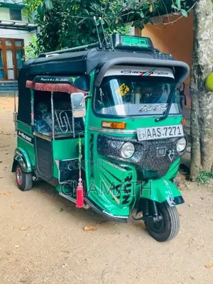 Bajaj RE 4 Stroke 2014 Three Wheel (Used)