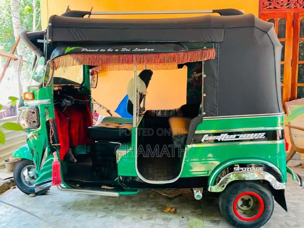 Bajaj RE 4 Stroke 2014 Three Wheel (Used)