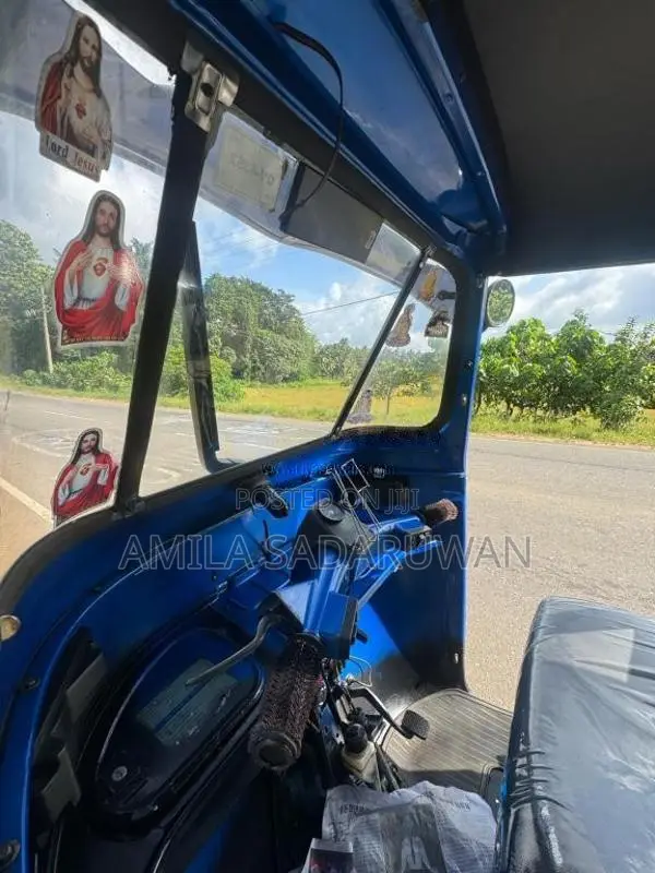 Bajaj RE 2010 Three Wheel (Used)