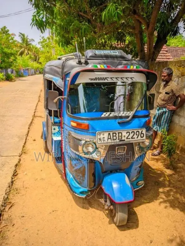 Bajaj RE 2015 Three Wheel (Used)