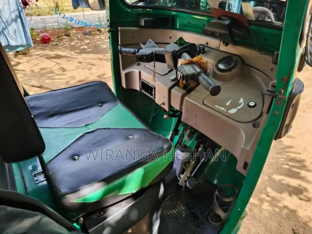 Bajaj RE 2016 Three Wheel (Used)