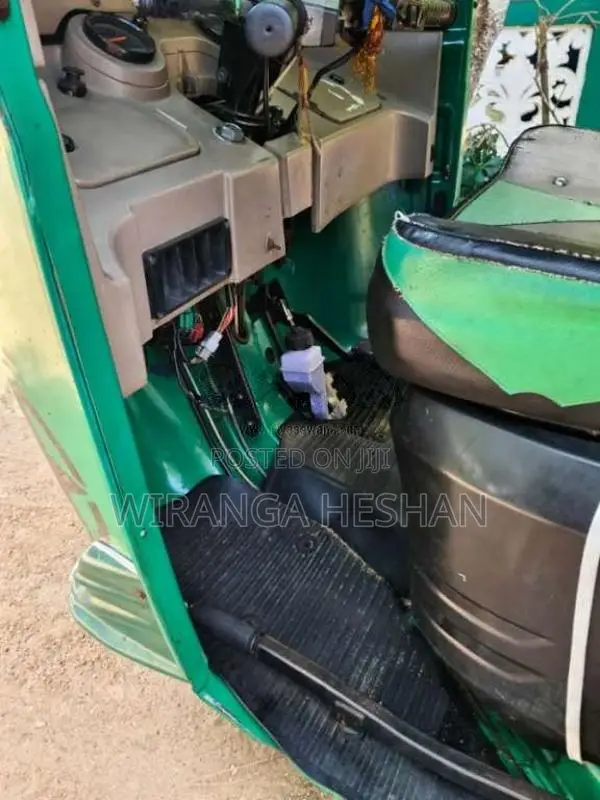 Bajaj RE 2016 Three Wheel (Used)