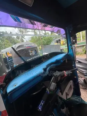 Bajaj RE 2014 Three Wheel (Used)