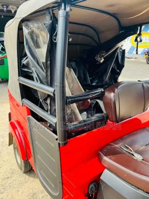 Bajaj RE 2016 Three Wheel (Used)