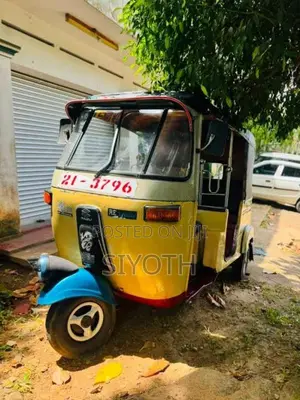 Bajaj 2 Stroke 1995 Three Wheel (Used)