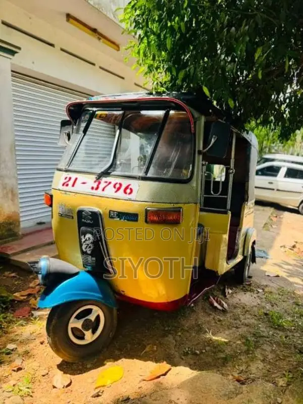 Bajaj 2 Stroke 1995 Three Wheel (Used)