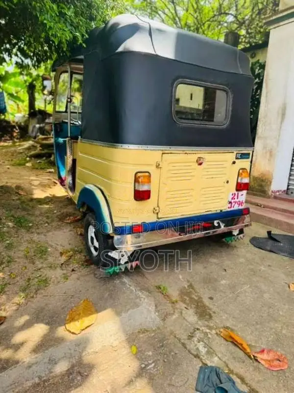 Bajaj 2 Stroke 1995 Three Wheel (Used)