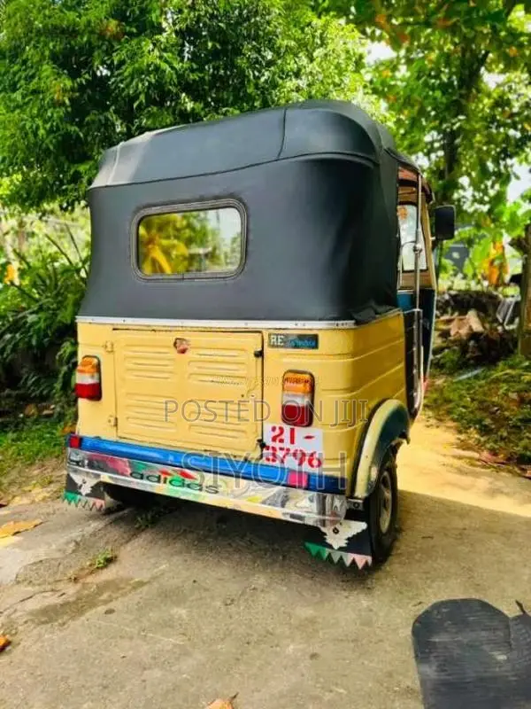 Bajaj 2 Stroke 1995 Three Wheel (Used)