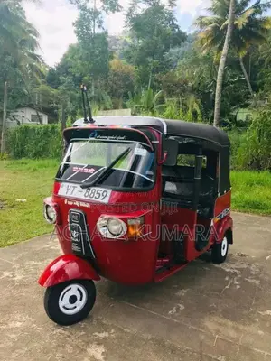 Bajaj Re 2011 Three Wheel (Used)