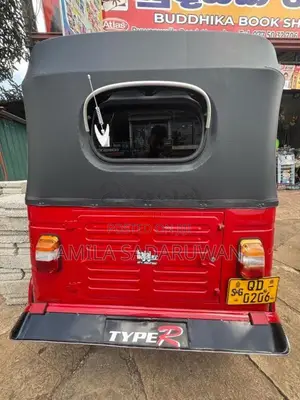 Bajaj RE 2005 Three Wheel (Used)