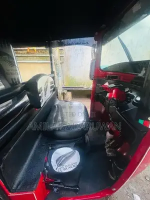 Bajaj RE 2014 Three Wheel (Used)