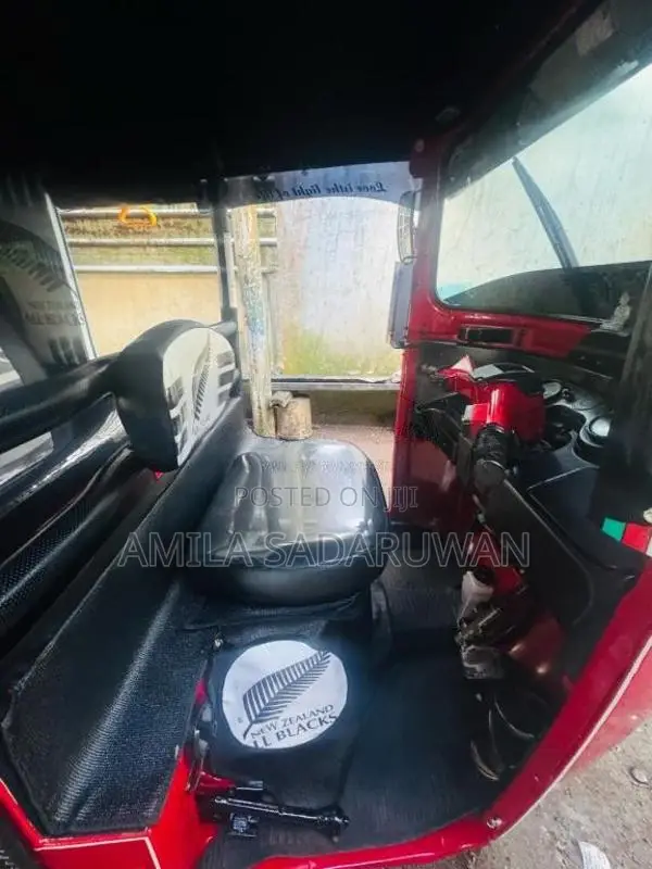 Bajaj RE 2014 Three Wheel (Used)