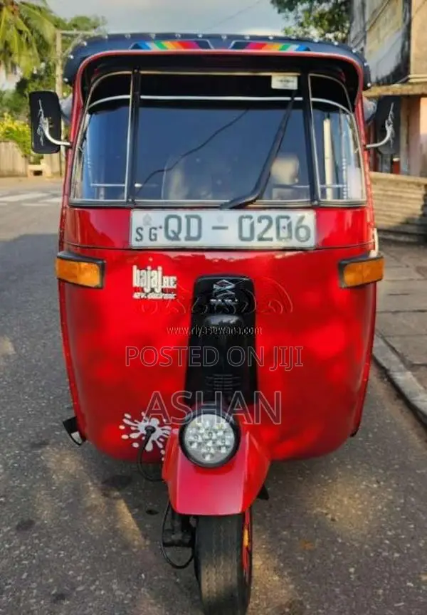Bajaj 2 Stroke 2005 Three Wheel (Used)