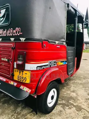 Bajaj Re 2011 Three Wheel (Used)