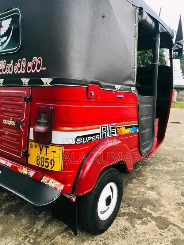 Bajaj Re 2011 Three Wheel (Used)