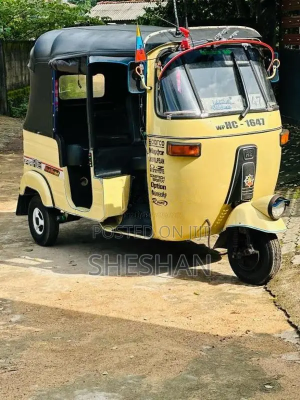 Bajaj 2 Stroke 2003 Three Wheel (Used)