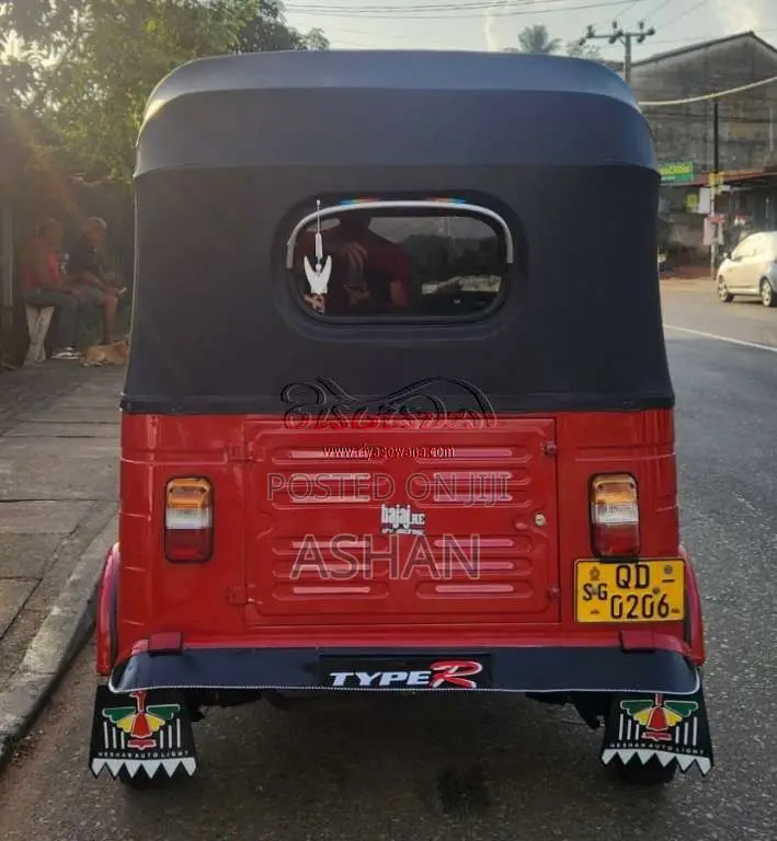 Bajaj 2 Stroke 2005 Three Wheel (Used)