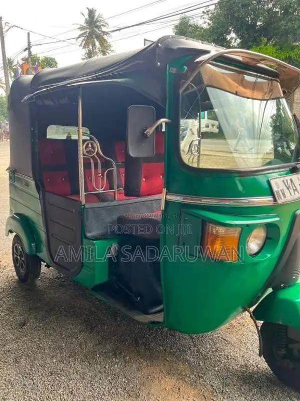 Bajaj RE 2010 Three Wheel (Used)