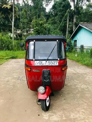 Bajaj 4 stroke 2007 Three Wheel (Used)