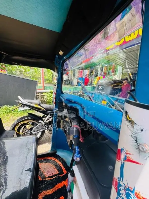 Bajaj RE 2014 Three Wheel (Used)