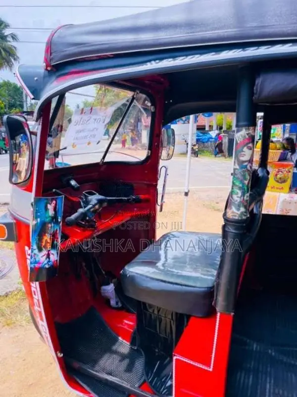 Bajaj 2 Stroke 1995 Three Wheel (Used)