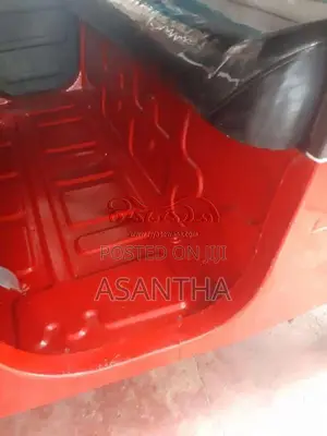 Bajaj RE 2 Stroke 2015 Three Wheel (Used)