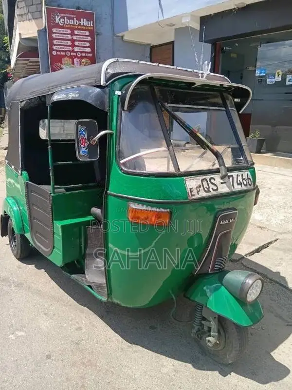 Bajaj RE 2009 Three Wheel (Used)