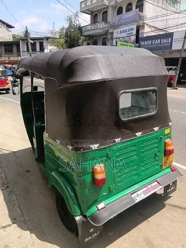 Bajaj RE 2009 Three Wheel (Used)