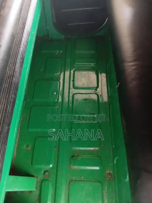 Bajaj RE 2009 Three Wheel (Used)