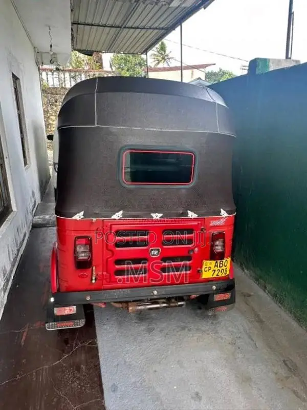 Bajaj 4 stroke 2017 Three Wheel (Used)