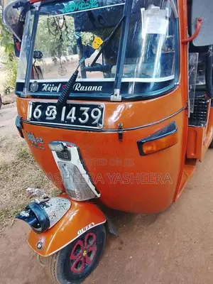Bajaj RE 1990 Three Wheel (Used)
