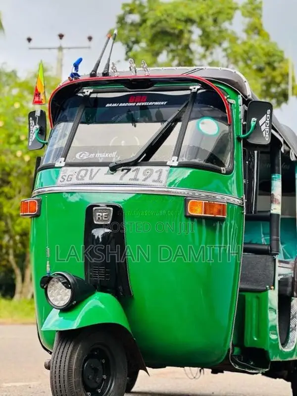 Bajaj 4 Stroke 2009 Three Wheel (Used)