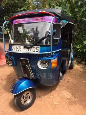 Bajaj RE 205 2011 Three Wheel (Used)